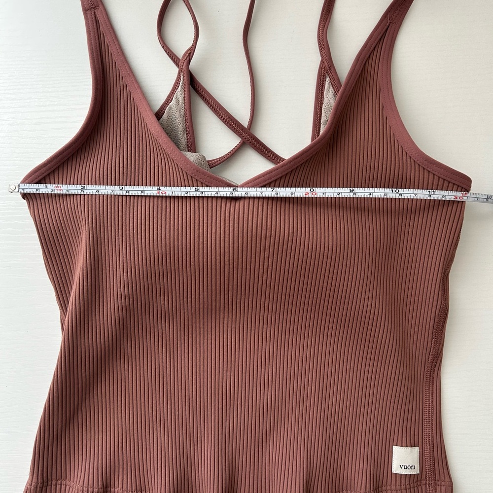 Vuori Ribbed Crop Tank | Berry Color | Ships Next Day - Picture 7 of 10
